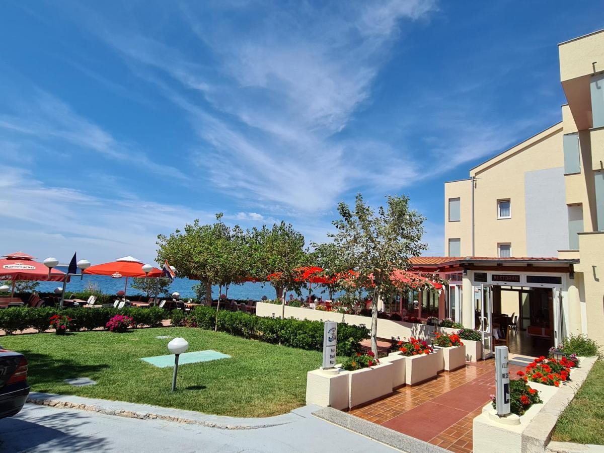 Pension Villa Rosa ルティナ エクステリア 写真